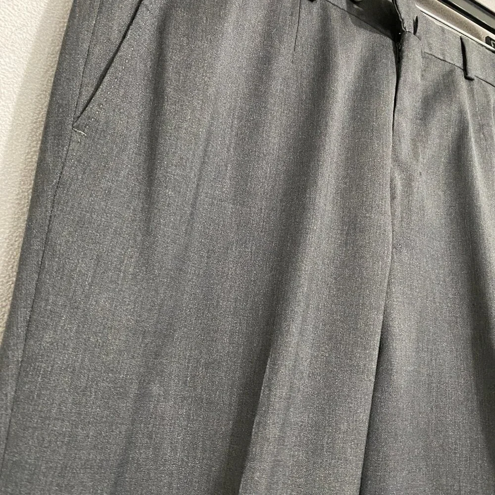 Isaia Men's Luxury Suit!
